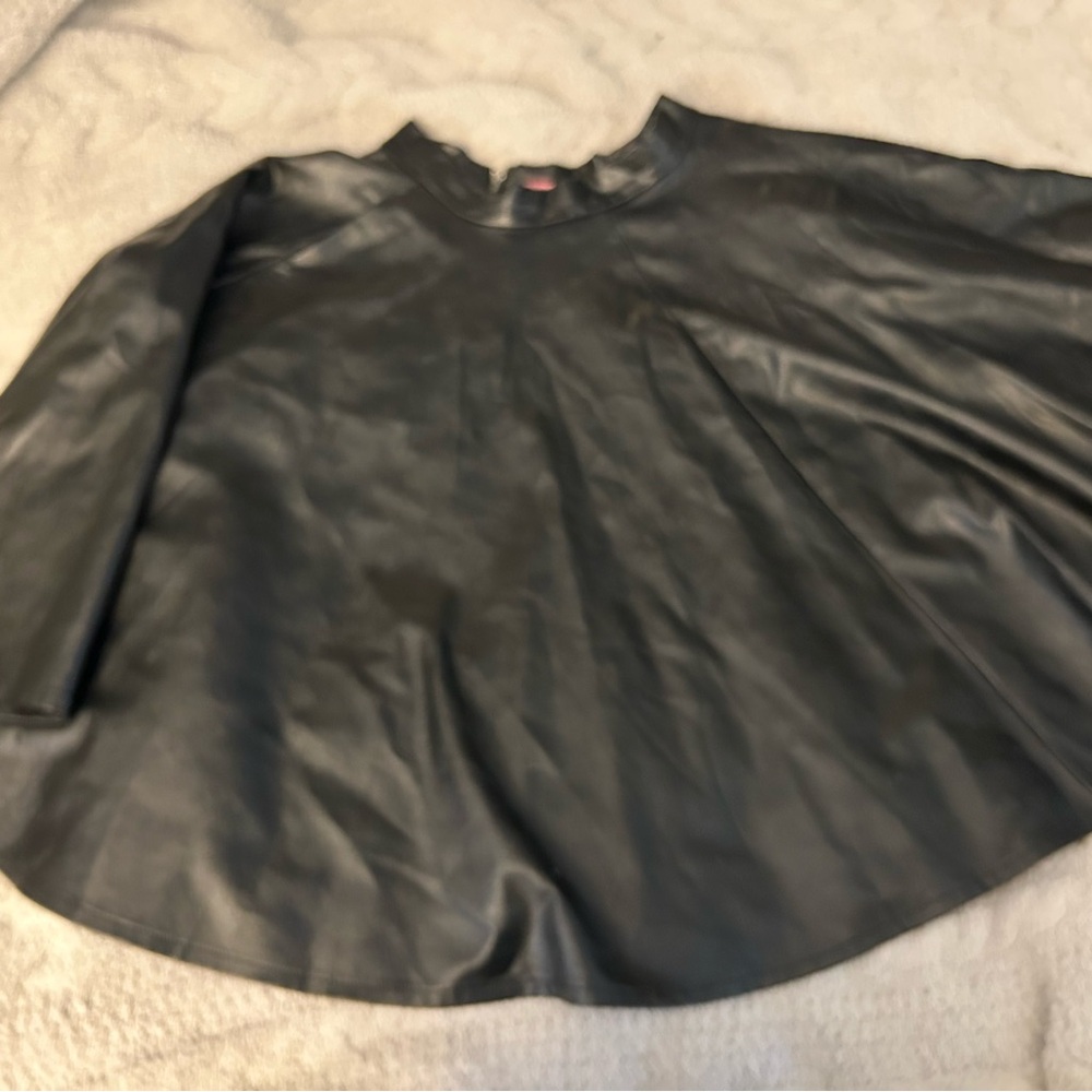 Vixen by Micheline Pitt Black Vegan leather circle skirt - Picture 6 of 6